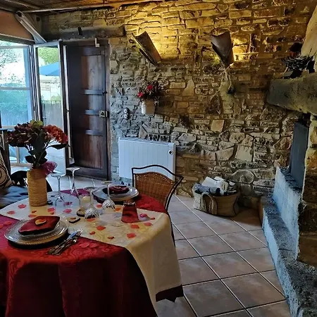 La Cova De Can Pavet Pontons Exterior photo